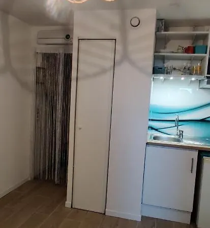 Studio Neuf Proche Plage Apartment *
